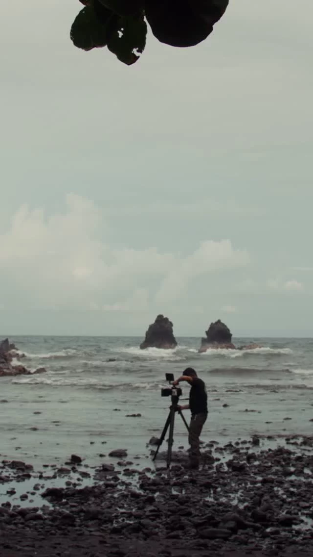 “The flowtech aktiv system adapts instantly — we set the legs, level from the top, and get the shot.” — Andrew Hara

Hawaiʻi filmmaker Andrew Hara works in landscapes where the rules change by the minute — volcanic ash that behaves like glass, thin air at 4,000 m, and winds strong enough to shake metal supports. In conditions like these, even small delays can cost the shot.

With the Sachtler aktiv + flowtech system, Andrew stays ahead of the environment. The carbon-fibre legs remain stable in sub-zero temperatures, the brakes stay dependable even when he’s chipping off ice, and aktiv’s top-leveling lets him react instantly as the terrain shifts underfoot.
From volcanic craters to alpine ridgelines, the system stays consistent — no matter the climate, elevation, or speed of the moment.

Built for filmmakers who move before the landscape does.
Fast Forward. Always.
 
 
Read the full story here: https://www.sachtler.com/en/applications/from-surf-to-summit/

#Sachtler #flowtech  #FilmmakingCommunity #CameraGear #FilmmakersLife #Cinematography  #FastForward